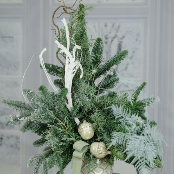 Kompozicija su gilėmis