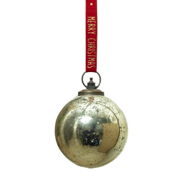 Sendintas žalsvai auksinis žaisliukas