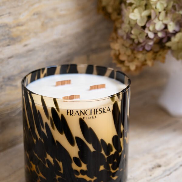 Aromatinė žvakė „Savanna”