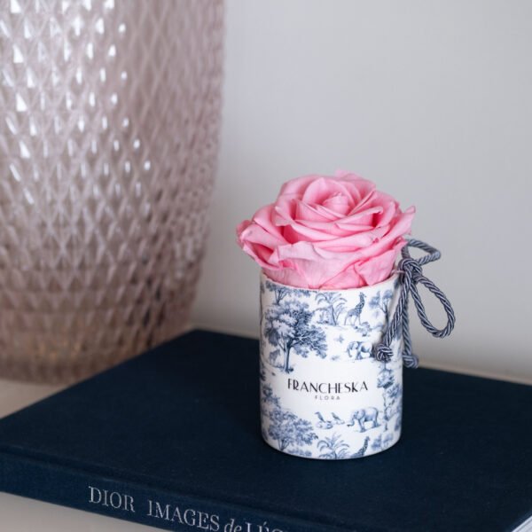 Kvapni stabilizuota rožė – difuzorius (mėlyna vazelė)